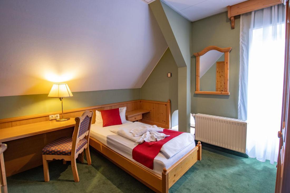 Hotel Schloss Nebra Extérieur photo