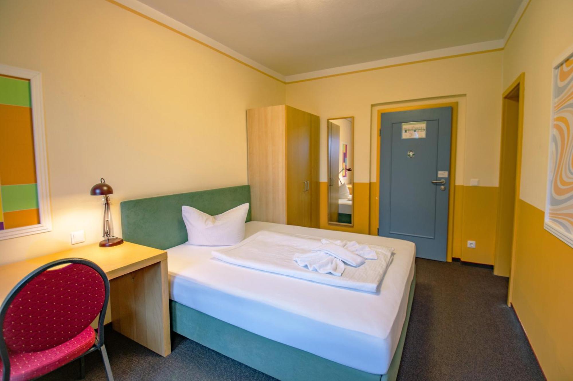 Hotel Schloss Nebra Extérieur photo