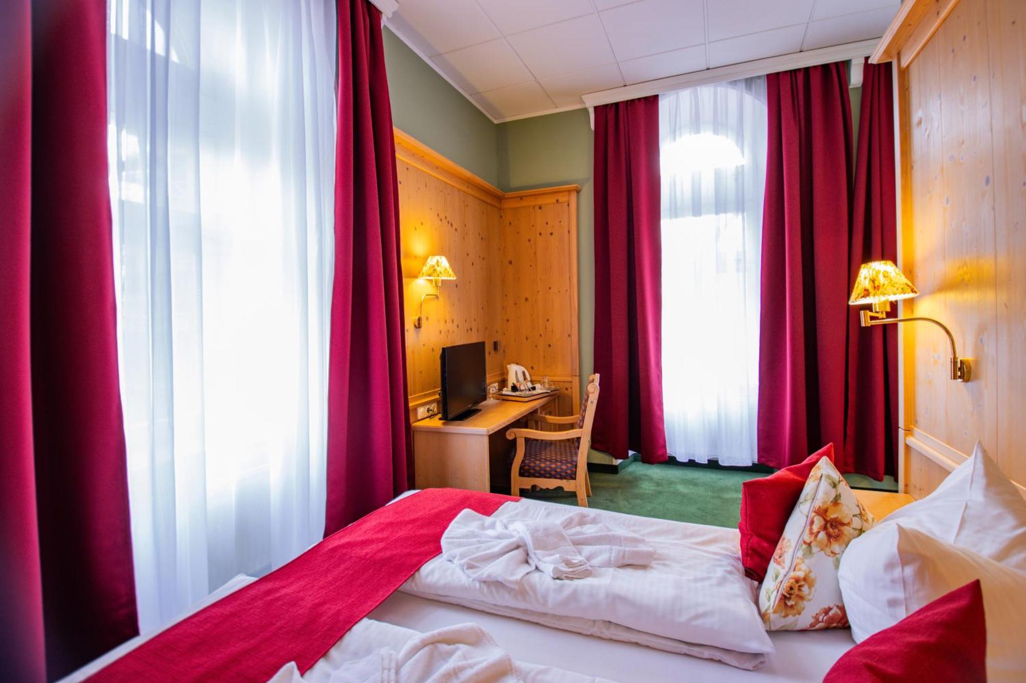 Hotel Schloss Nebra Extérieur photo